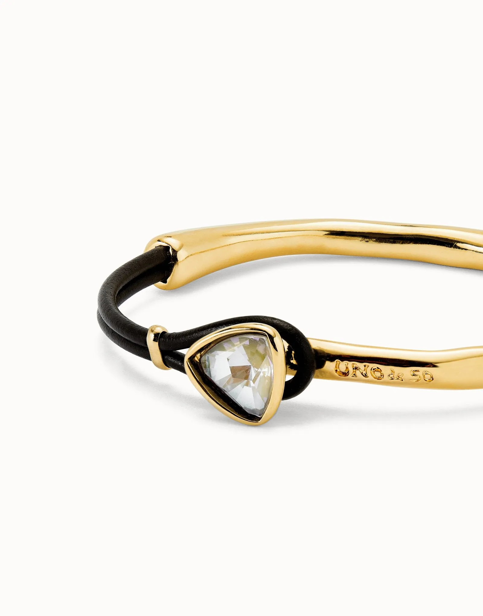 Bangle bracelet with leather and multicolor crystal (gold)