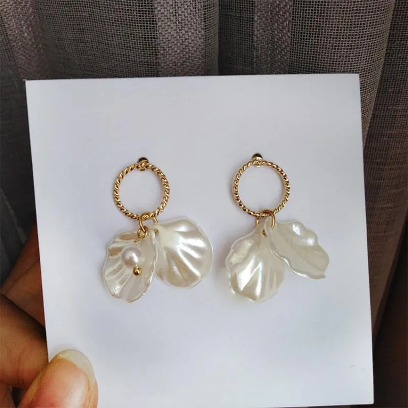 Belle Earrings