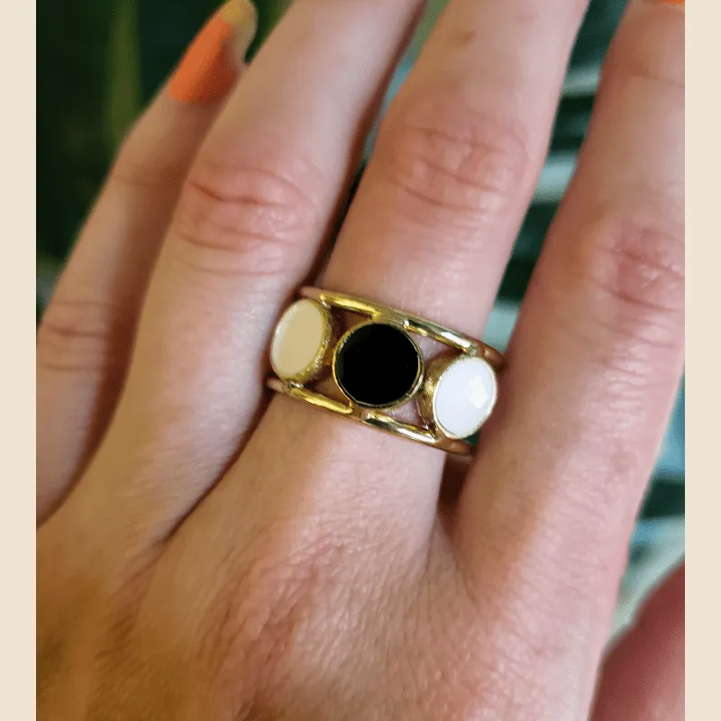 Black & White Ring