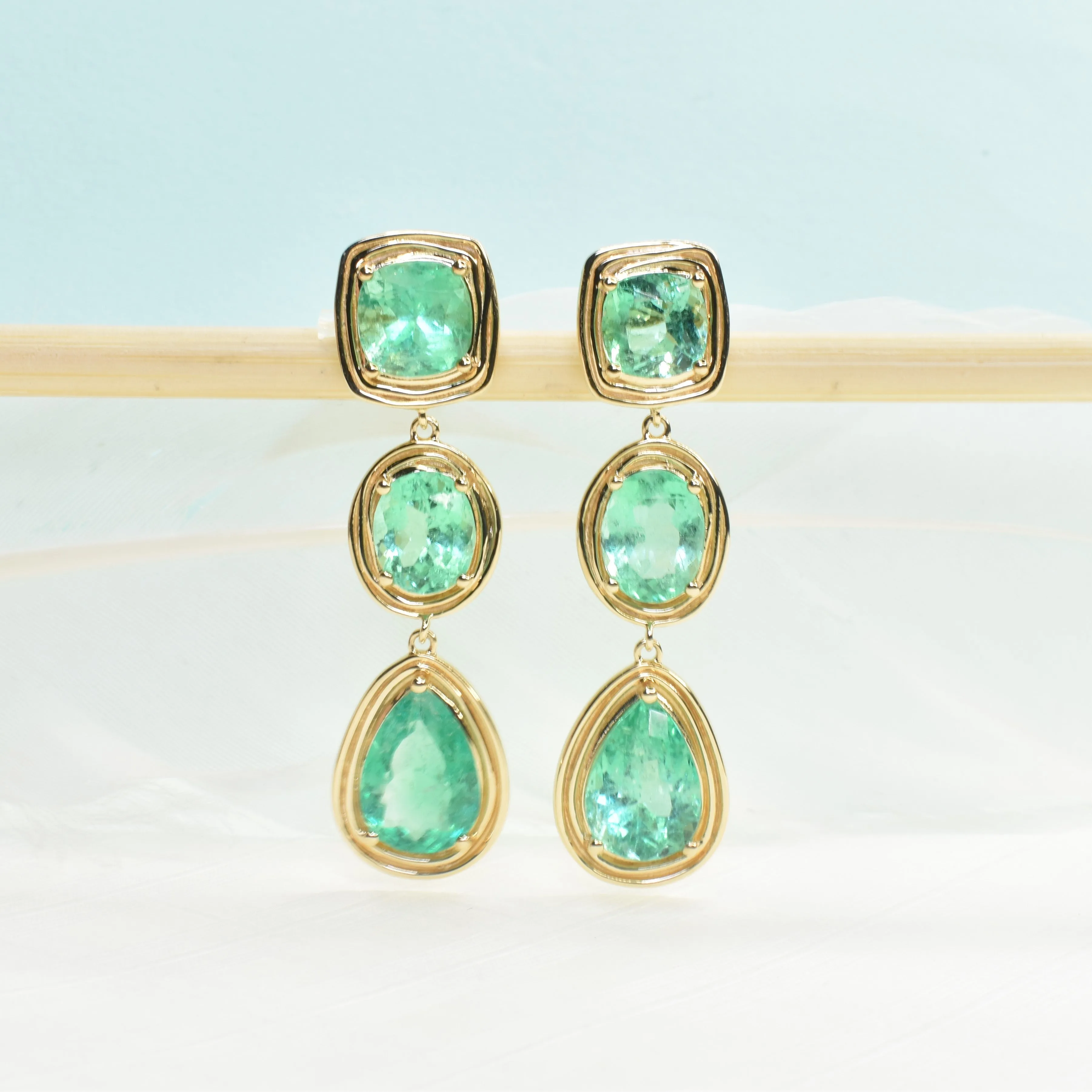 Cabochon Emerald Drop Earrings