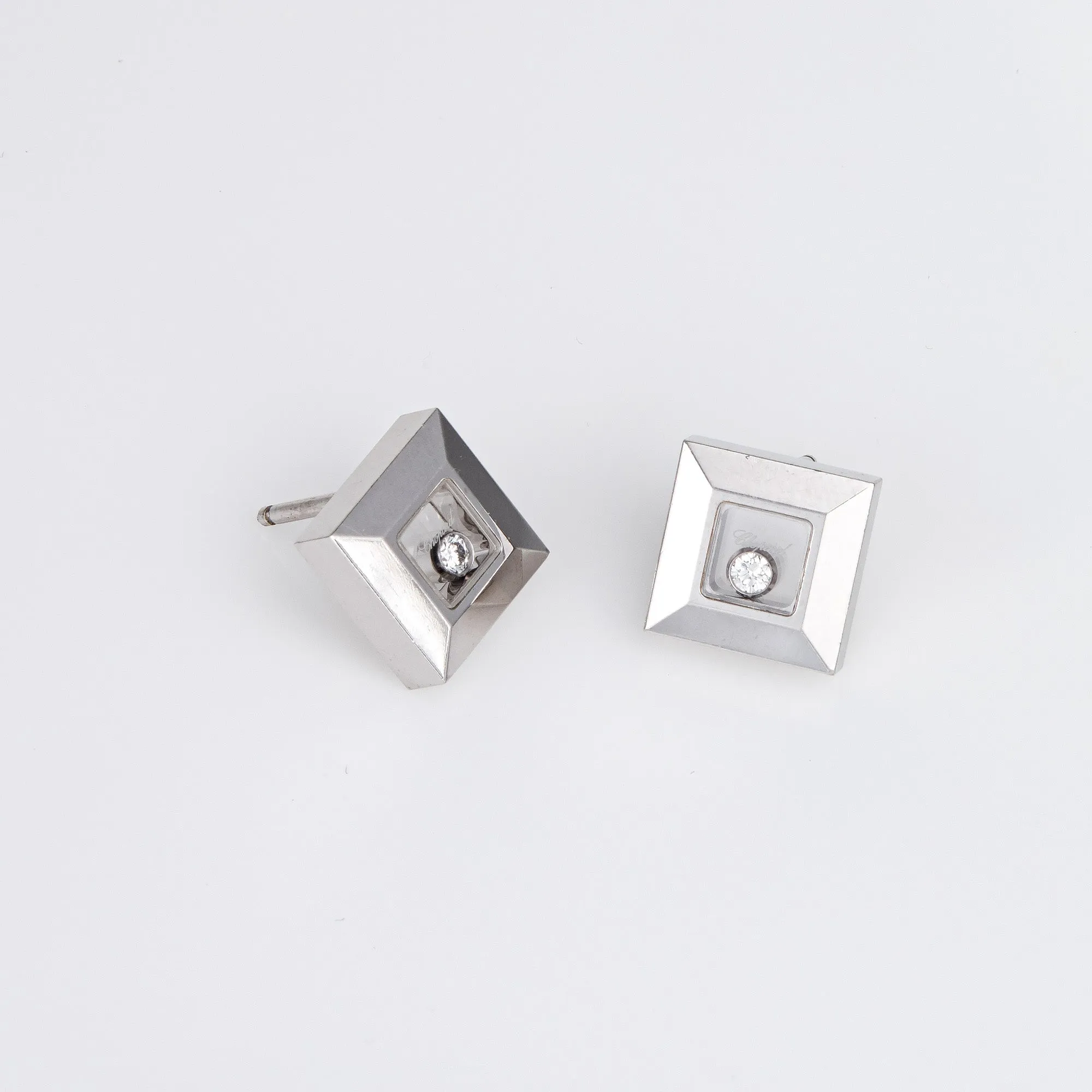 Chopard Happy Diamonds Square Stud Earrings Estate 18k White Gold Floating