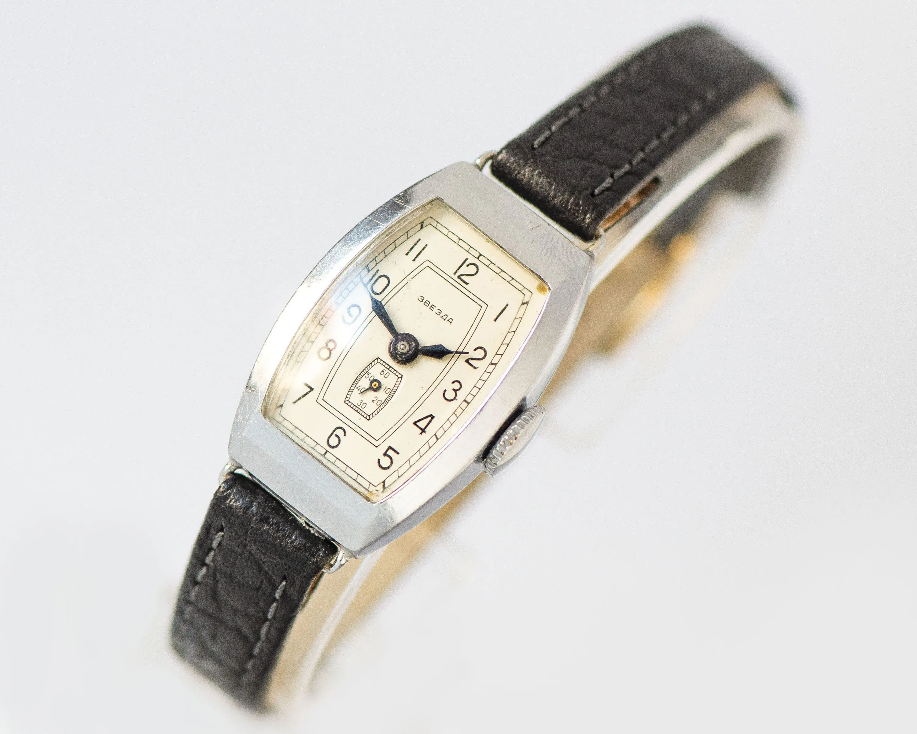 Collectible women watch Star 50s vintage watch, rectangle lady watch Soviet fashionista, rare vintage watch gift, new premium leather strap