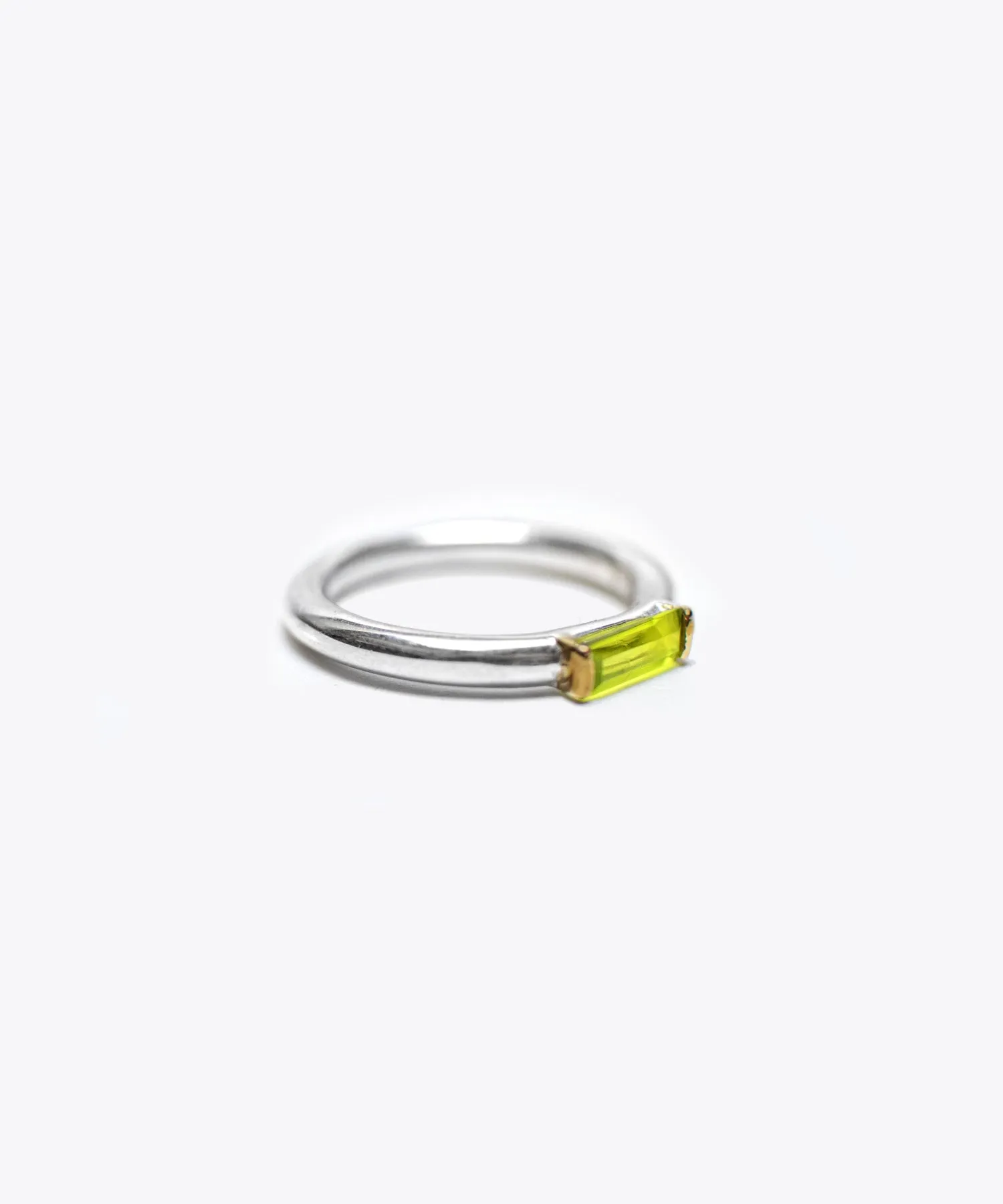 Dainty Baguette Peridot Ring