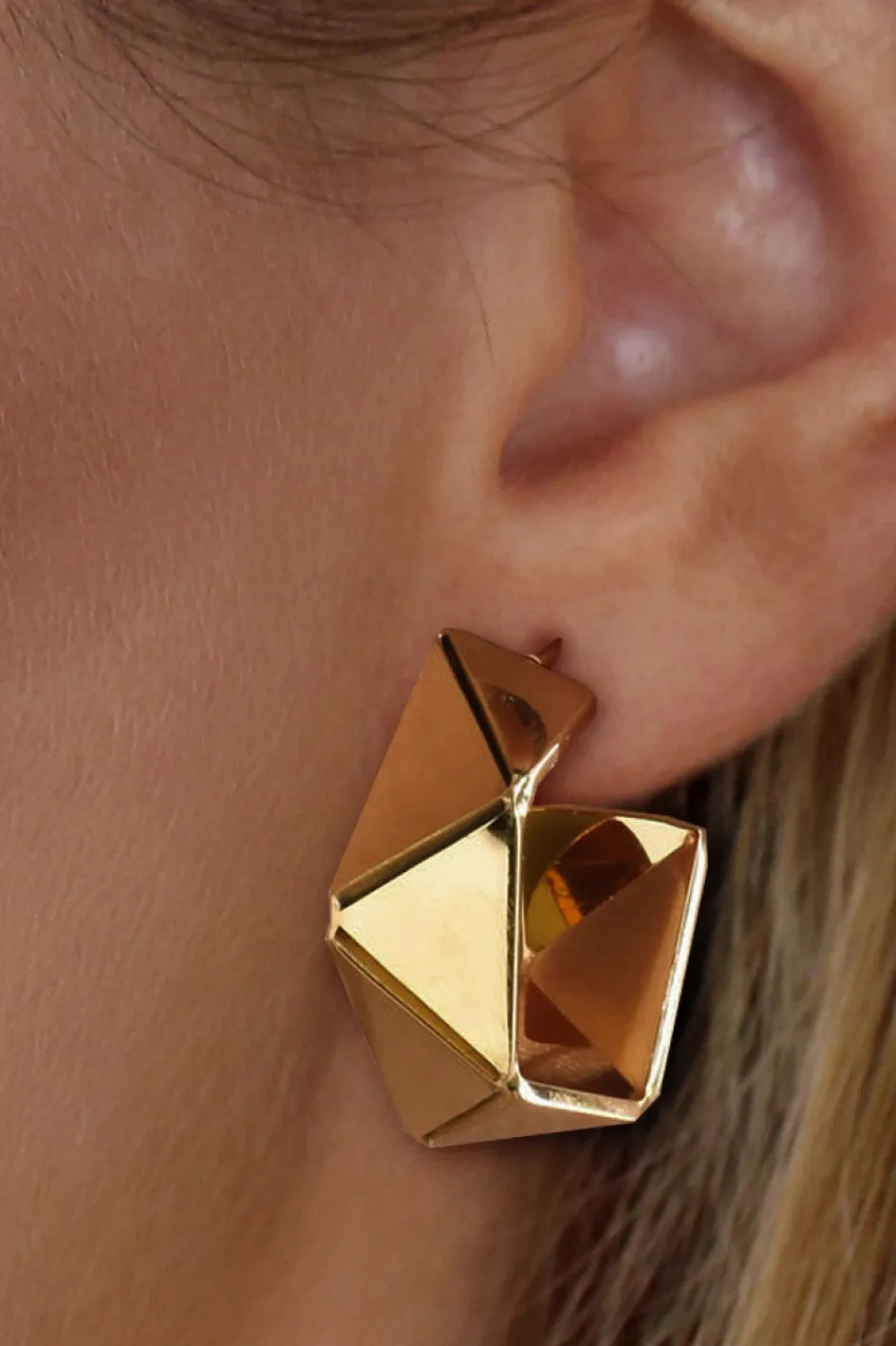 Dani Gold Geometric Hoop Earrings