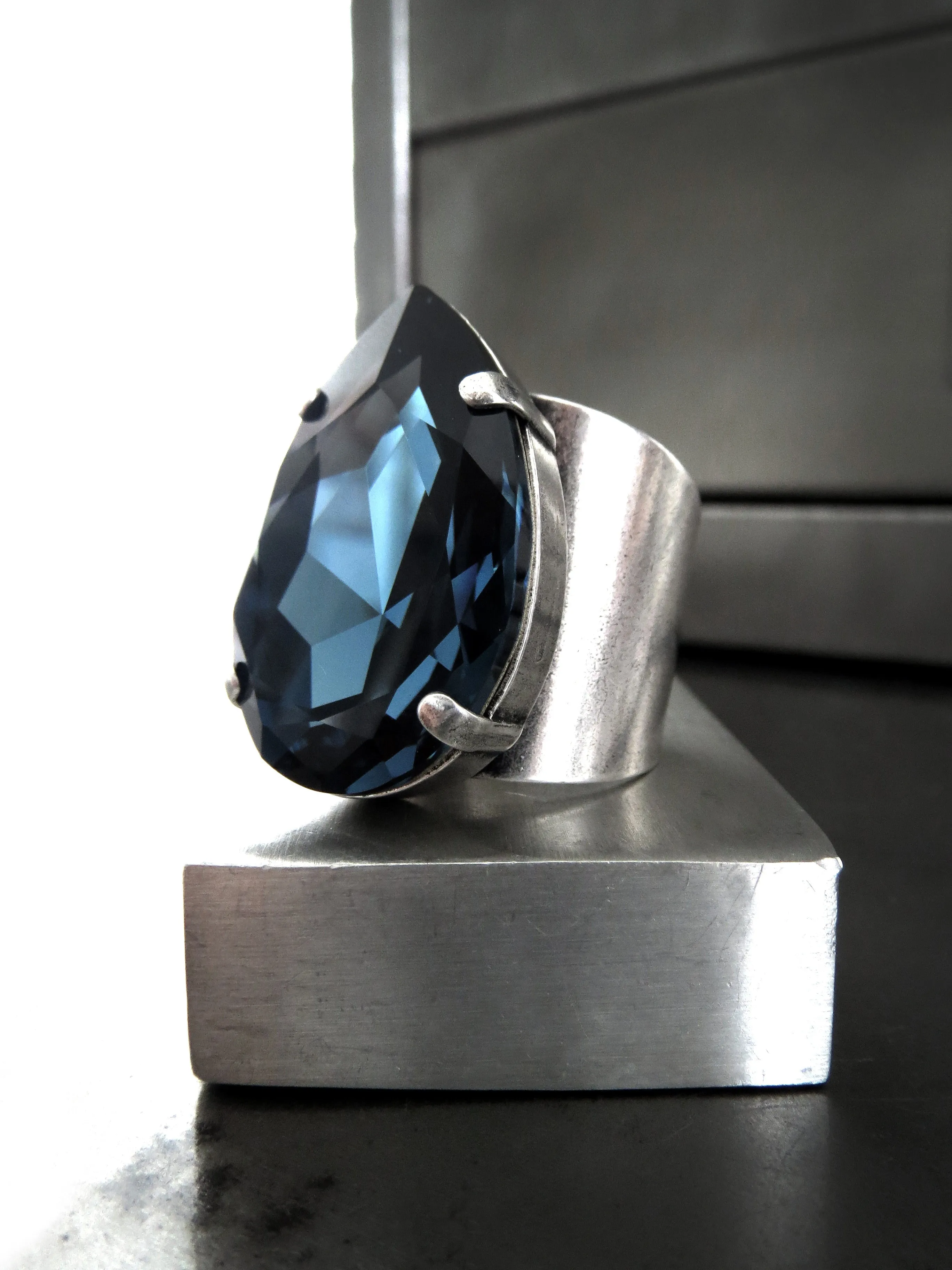 DUSK - Large Midnight Blue Teardrop Crystal Ring