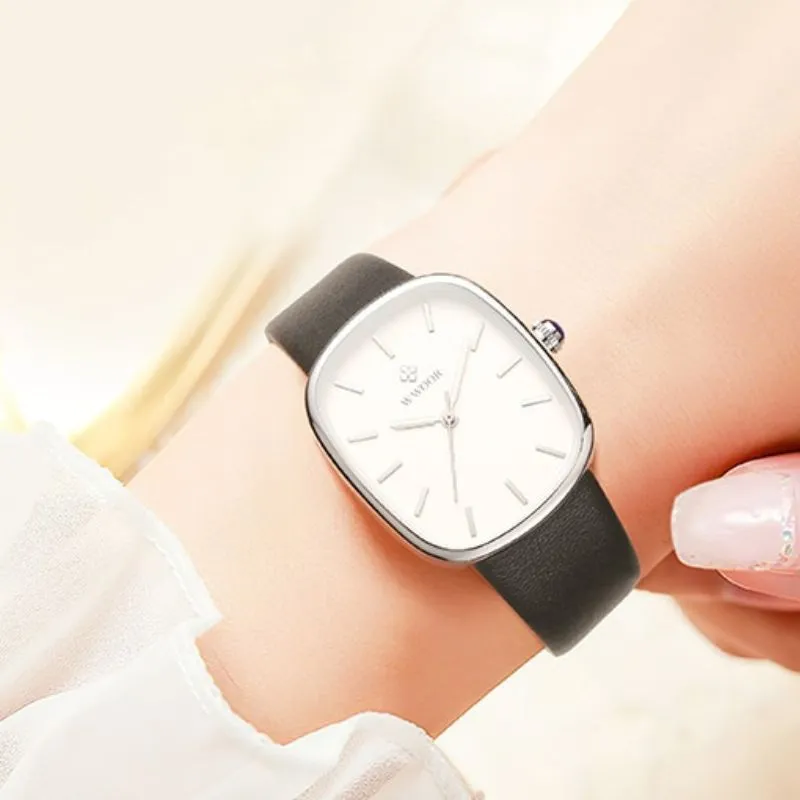 Emily | Classic quartz watch for daily wear
