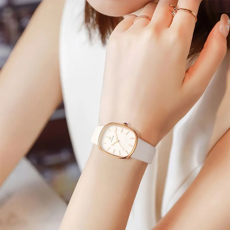 Emily | Classic quartz watch for daily wear