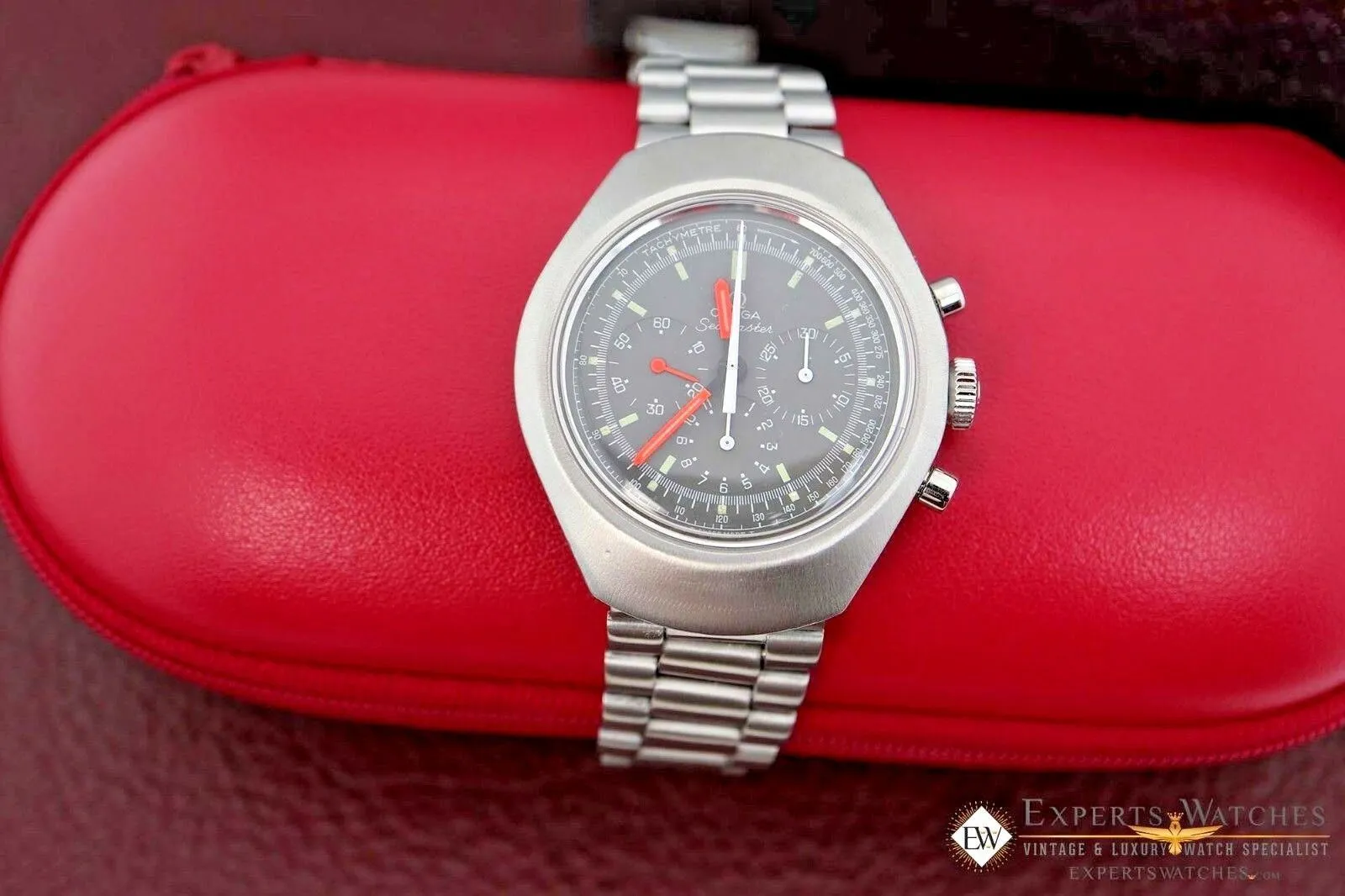 Factory Serviced Vintage Omega SeaMaster JEDI 145.024 Chronograph Watch Cal 861