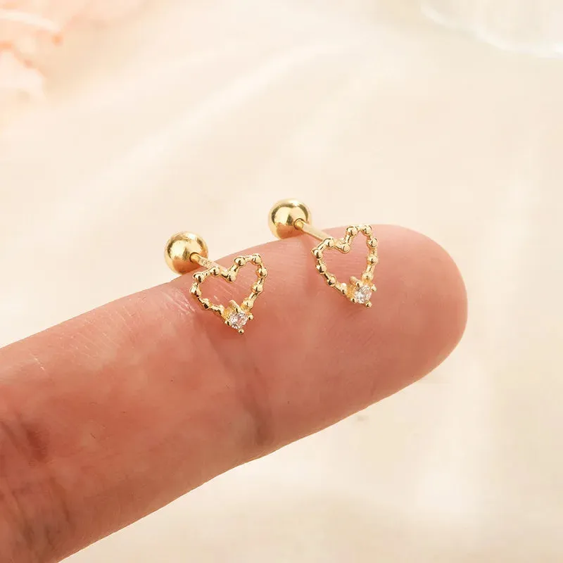 Fashion Gold Color Butterfly Tragus Piercings for The Ear Helix Stud Earrings for Women Tibetan Charm Ear Bone Piercing Jewelry