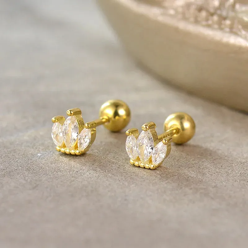 Fashion Gold Color Butterfly Tragus Piercings for The Ear Helix Stud Earrings for Women Tibetan Charm Ear Bone Piercing Jewelry