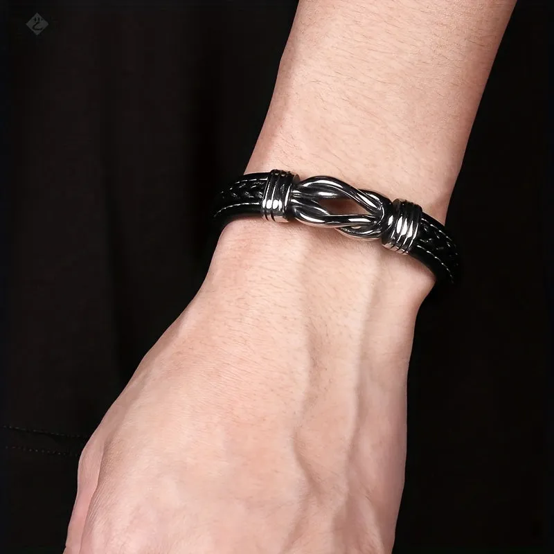 Fashionable Hand Woven Leather Bracelet with Ring Clasp