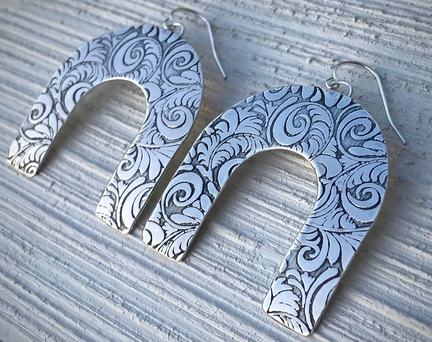 Flourish Arch Earrings