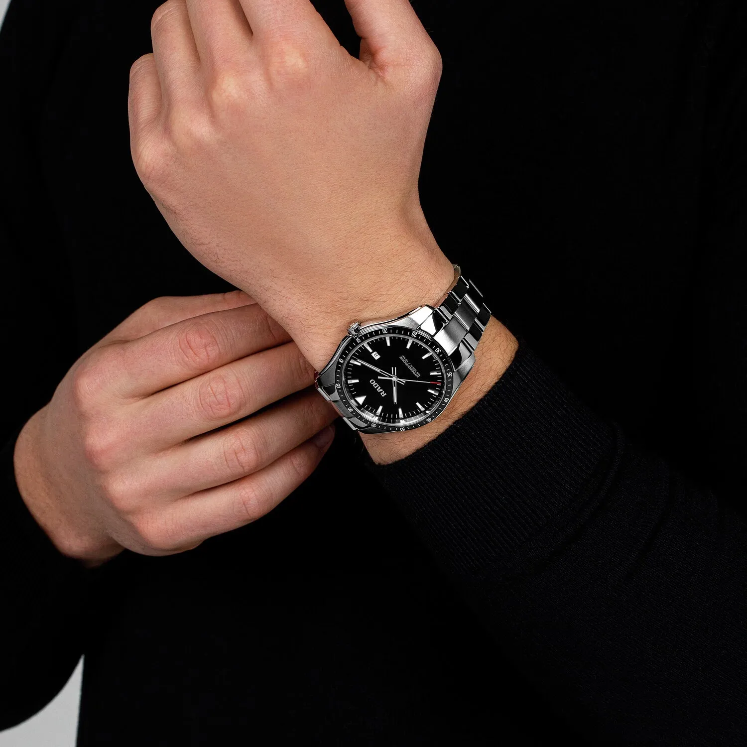 Hyperchrome Men Analog Stainless Steel Watch R32502153