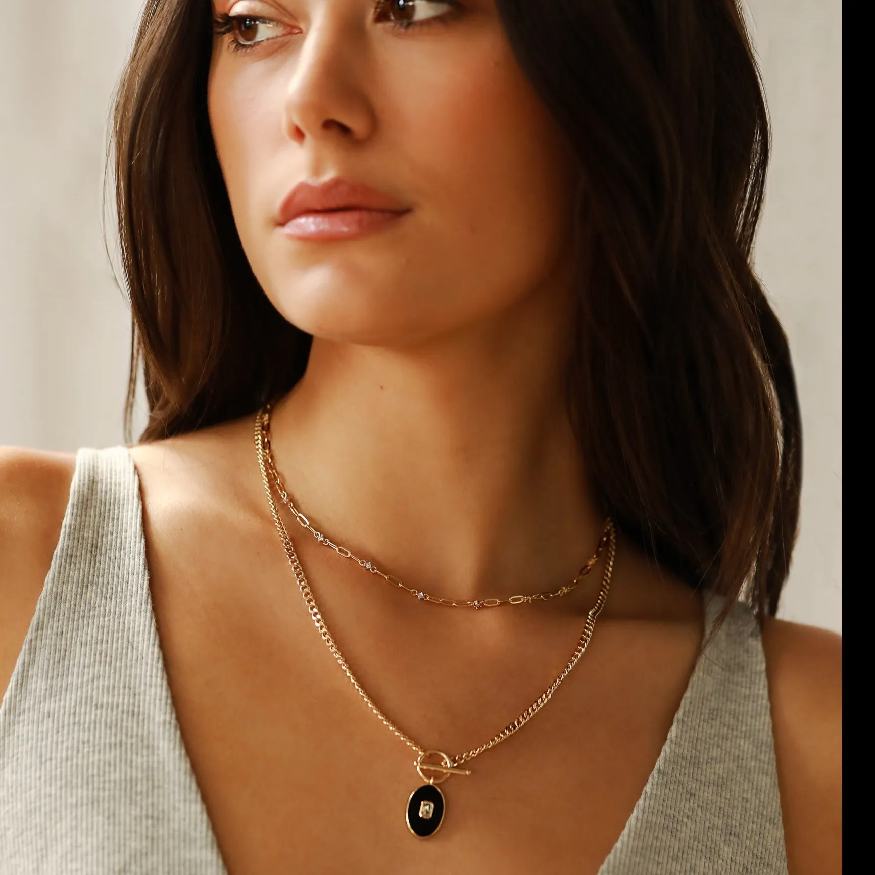 Juno Pendant Necklace