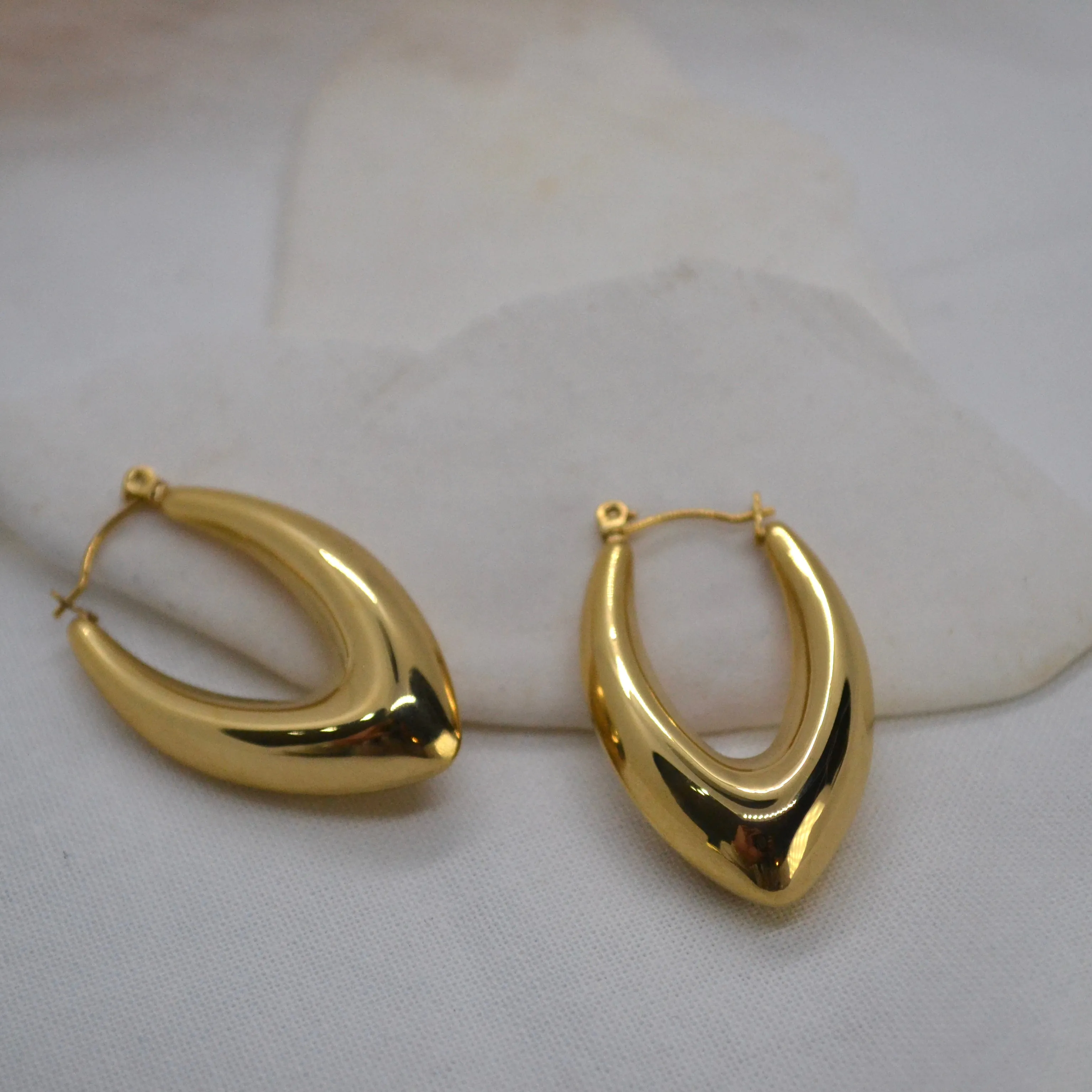 Lily | 18k Statement Gold Earrings