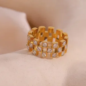 Lisa Checkered Ring
