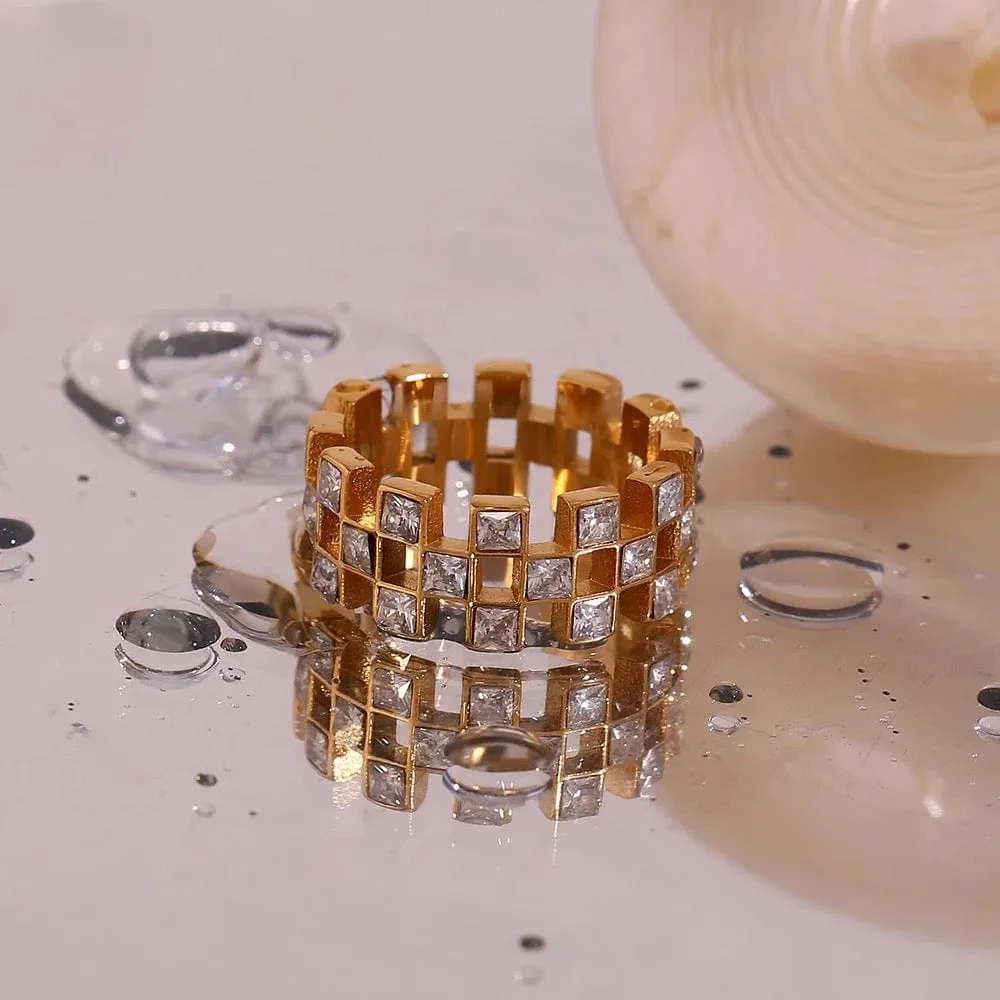 Lisa Checkered Ring