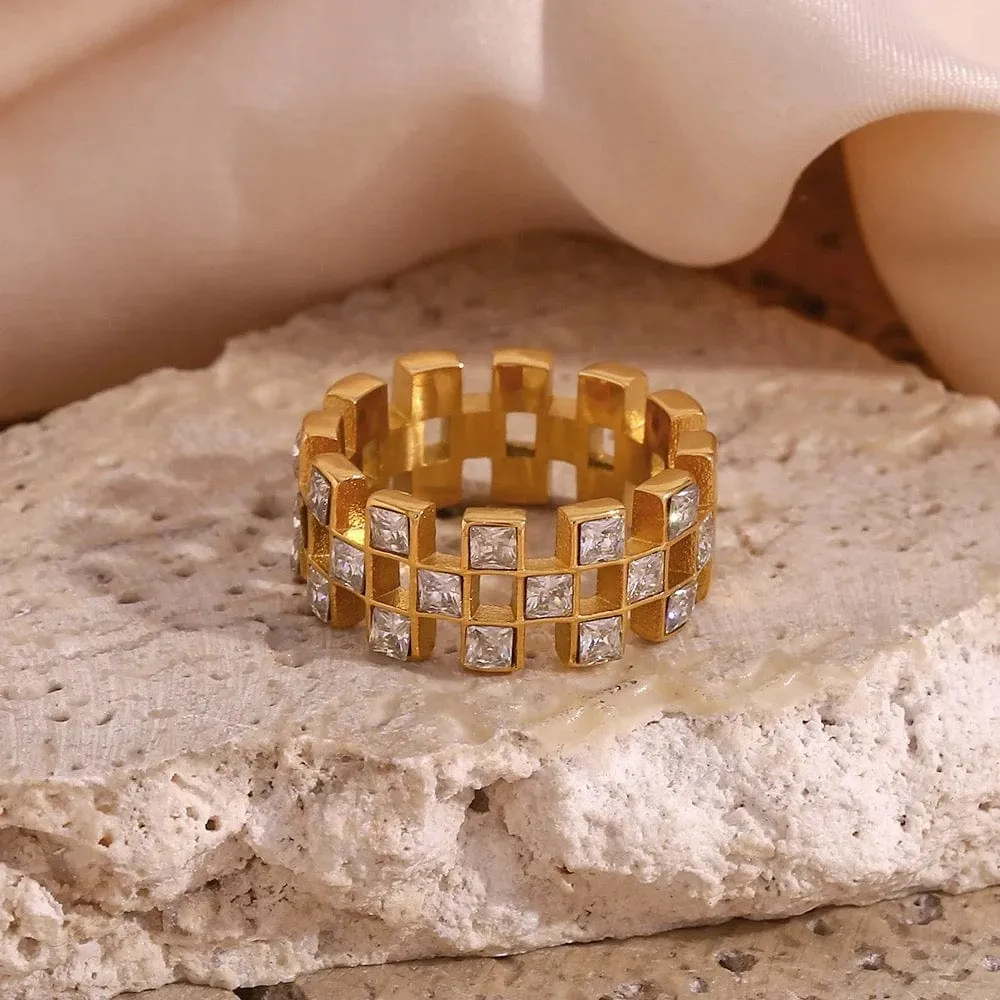 Lisa Checkered Ring