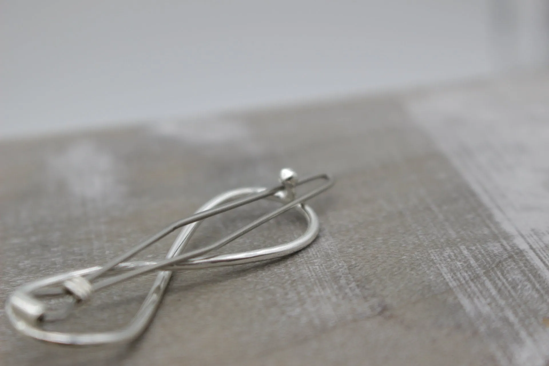 MEDIUM Infinity Barrette