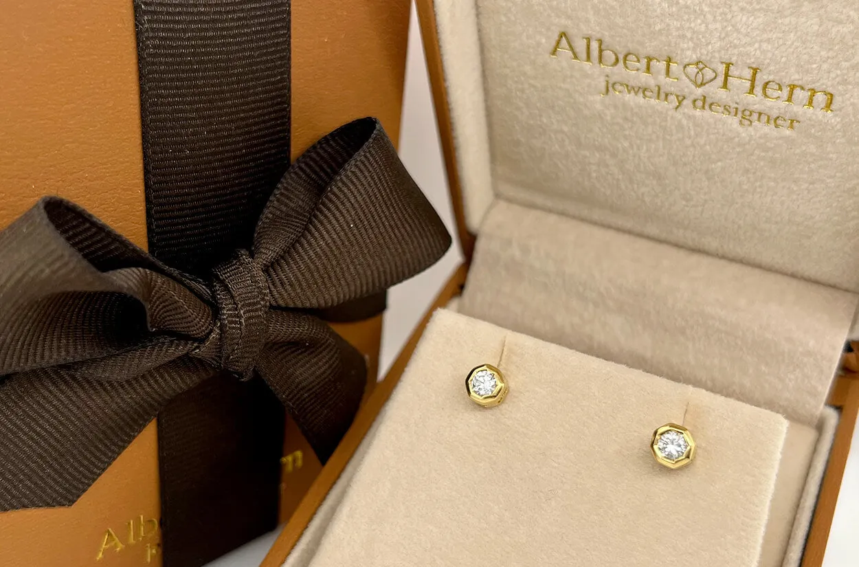 Mini Earrings 18kt Gold Octagonal & Round Diamond Studs