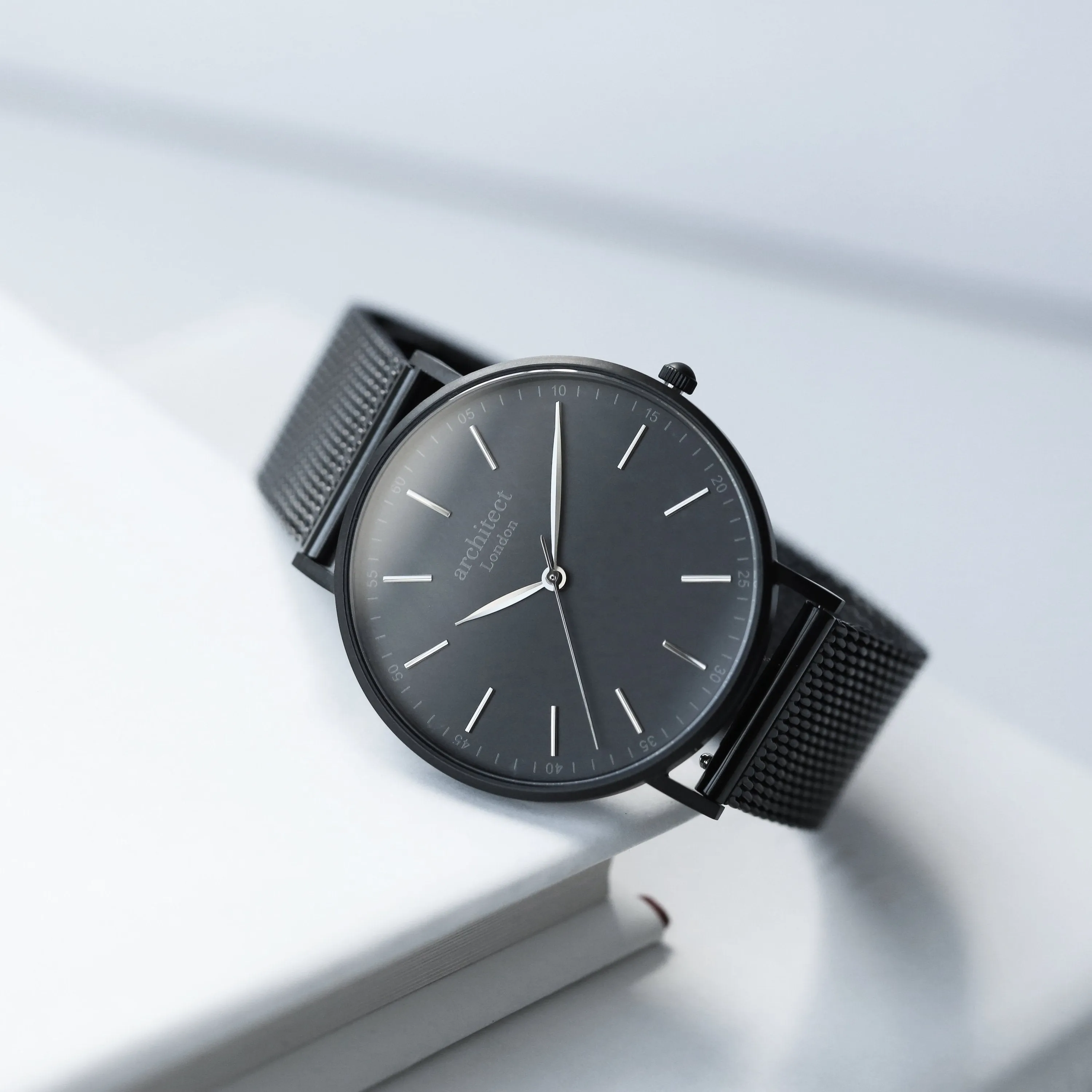 Modern Font Engraving - Men's Minimalist Watch   Pitch Black Mesh
