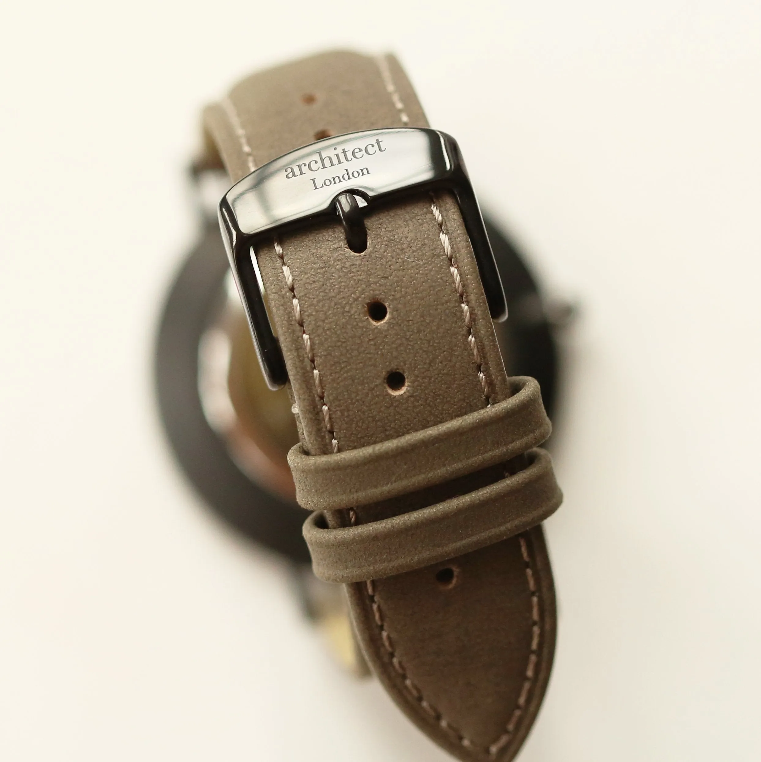 Modern Font Engraving - Men's Minimalist Watch   Urban Grey Strap