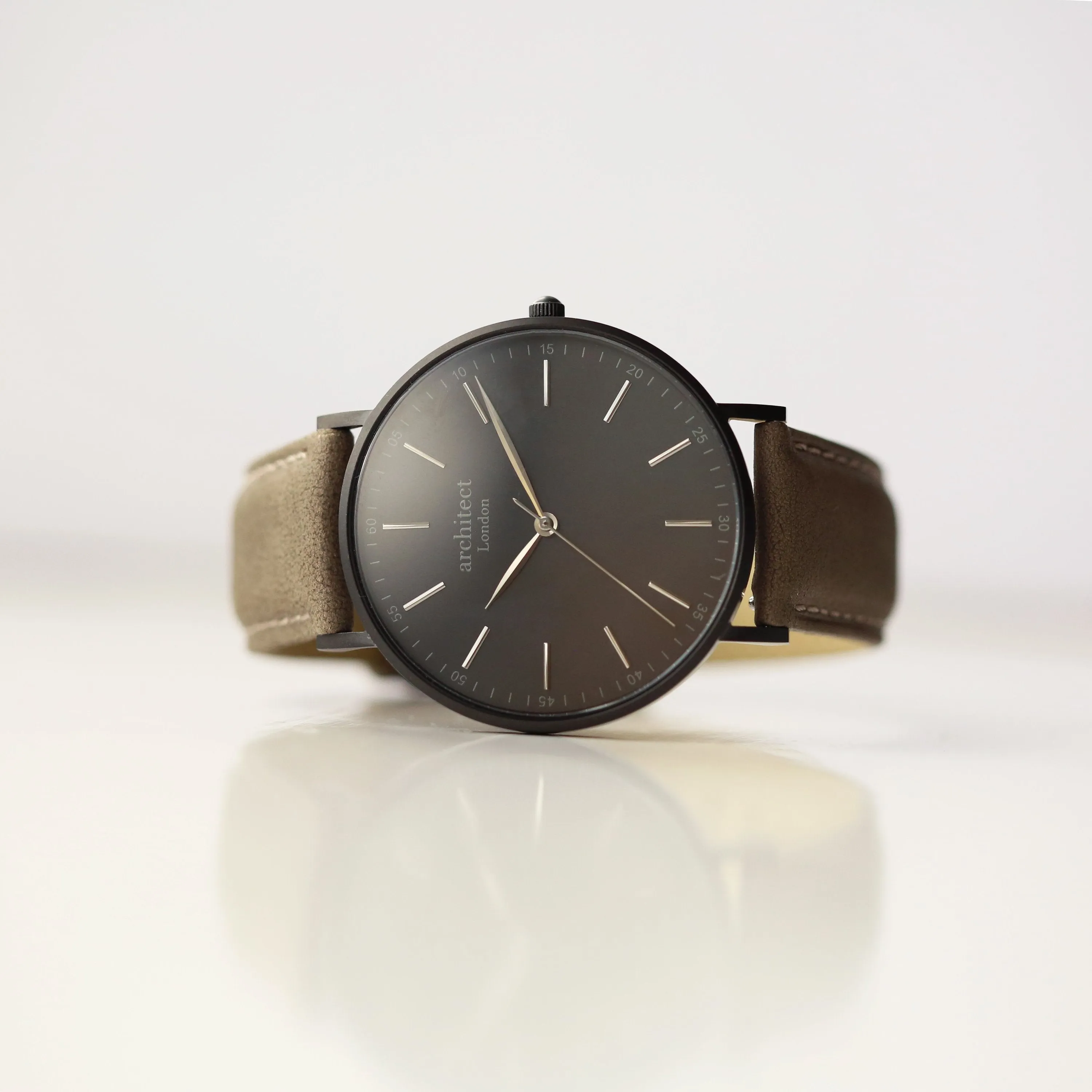 Modern Font Engraving - Men's Minimalist Watch   Urban Grey Strap