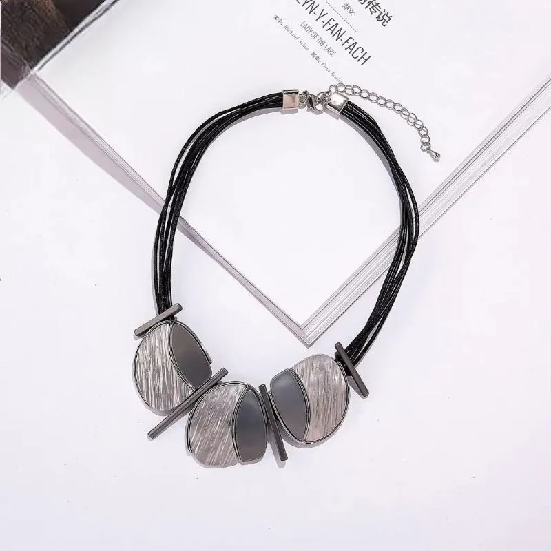 New in Women's Neck Chokers Necklace Pendants