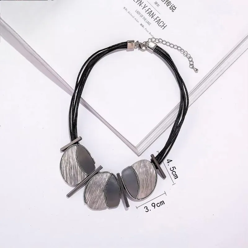 New in Women's Neck Chokers Necklace Pendants