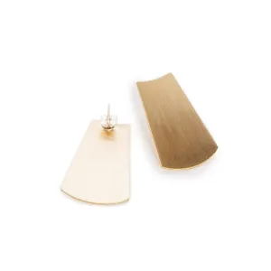 Nu stud earrings