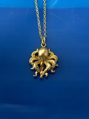 OCTOPUS PENDANT NECKLACE