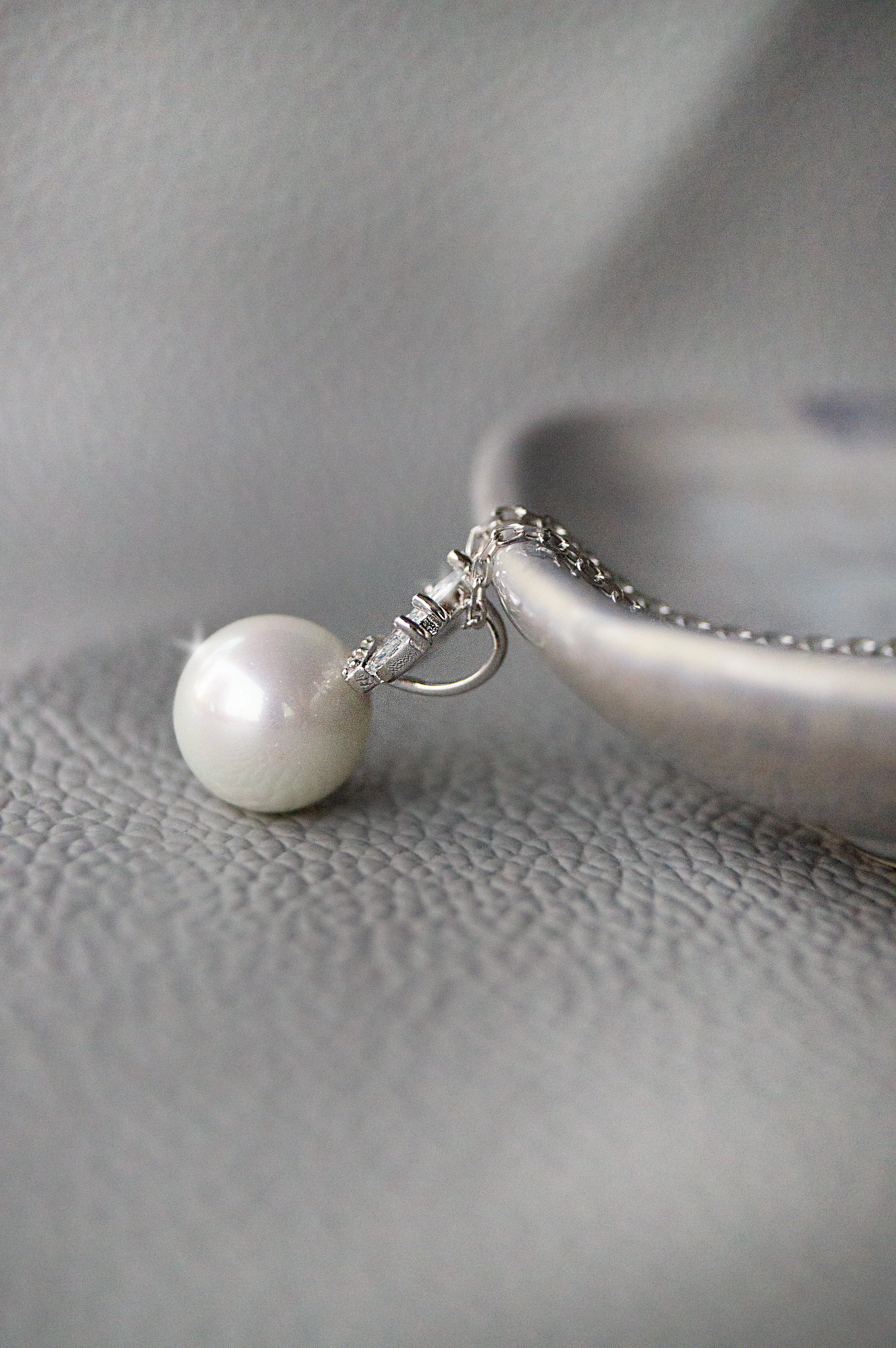 Pearl With A Crown Sterling Silver Pendant Set