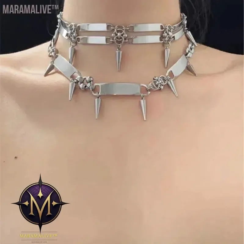 Punk Jewelry Metal Sequin Rivet Necklace Fashion Cool Pendant Necklace for Women Grunge Accessories Goth Choker