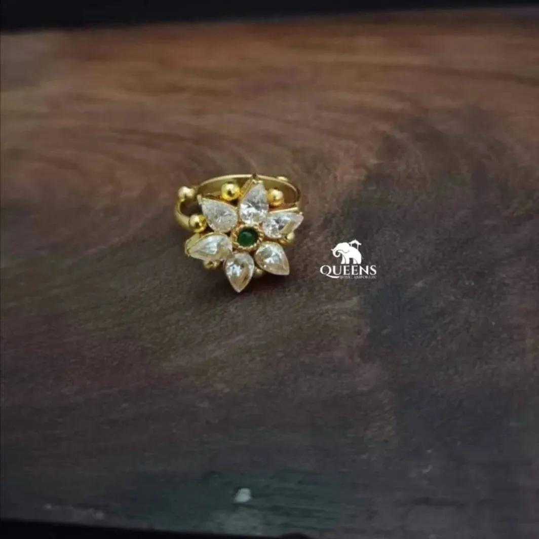 REVATHI FINGER RING