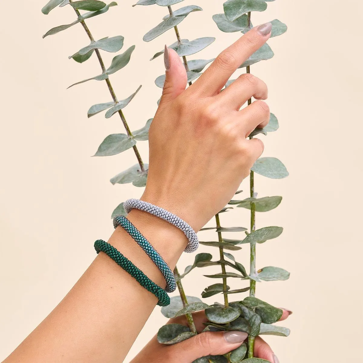 Seafoam | Himalayan Glass Bead Bracelet