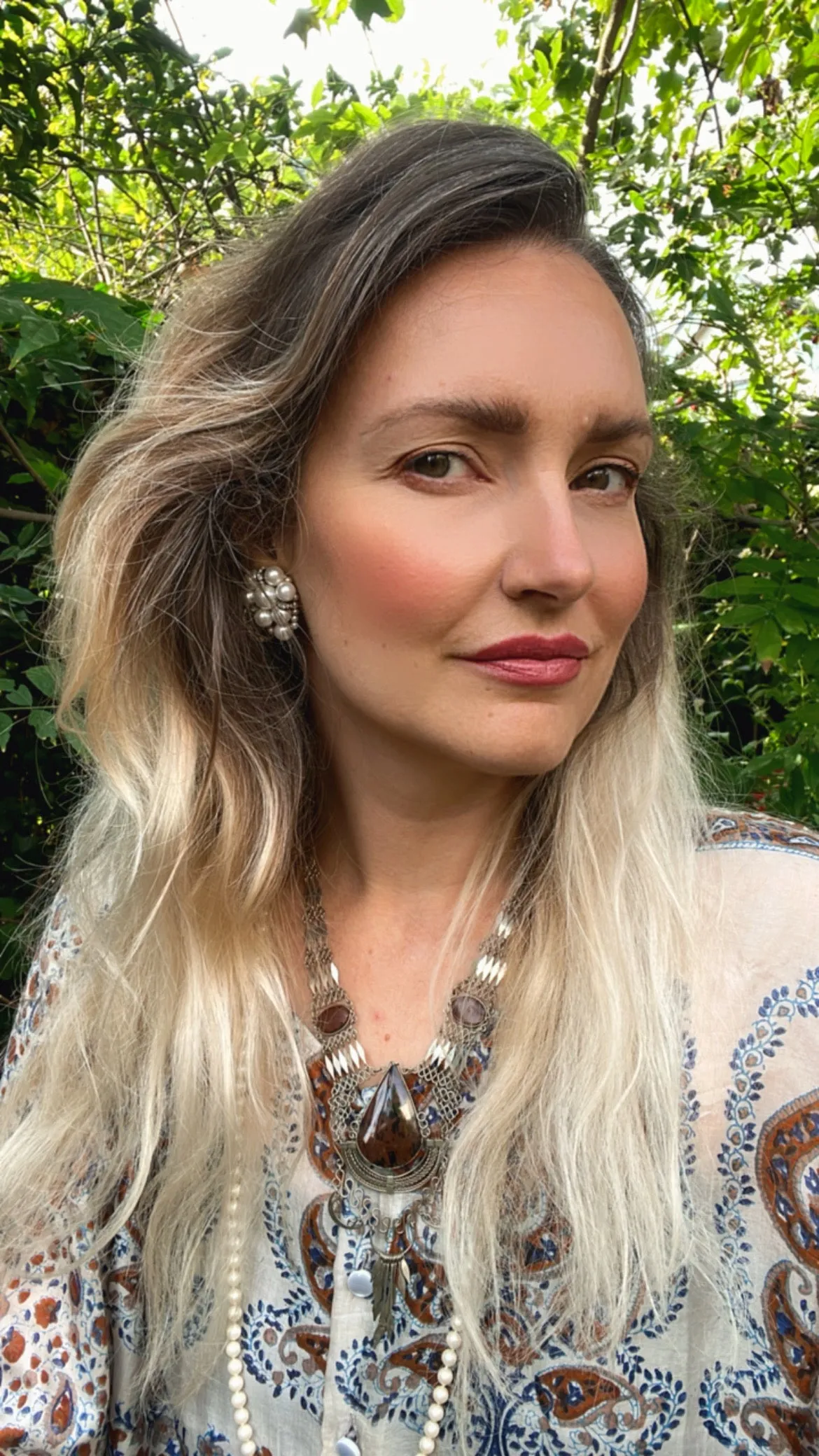 Statement pearl earrings