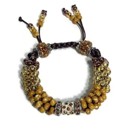 The Topaz beaded bracelet, woman size, topaz brown kumihimo wristlet, Boho-style, with macrame clasp