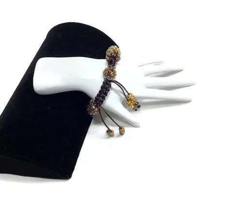 The Topaz beaded bracelet, woman size, topaz brown kumihimo wristlet, Boho-style, with macrame clasp