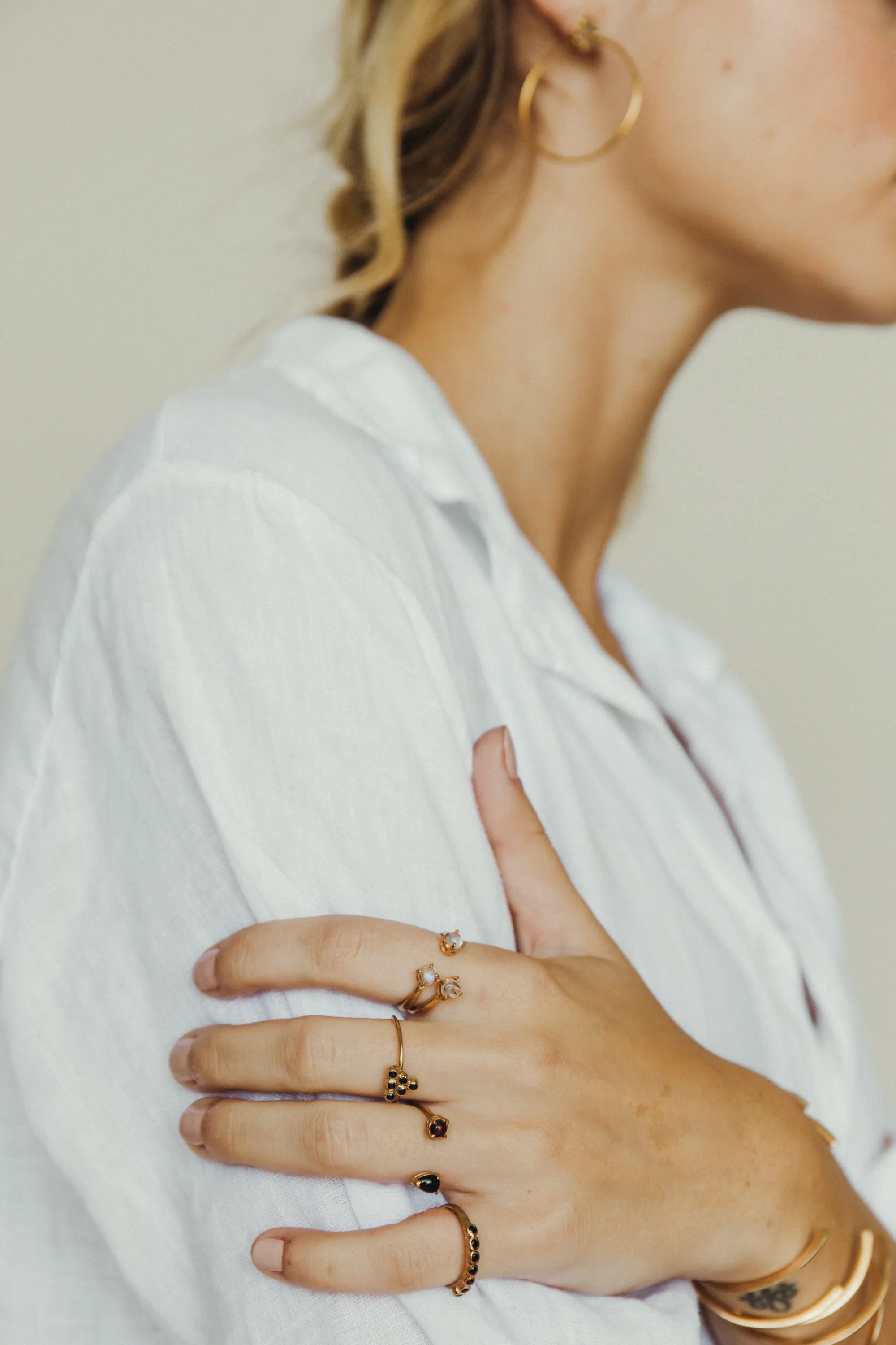 Triple Twisted Claw Ring with Stone in Moonstone