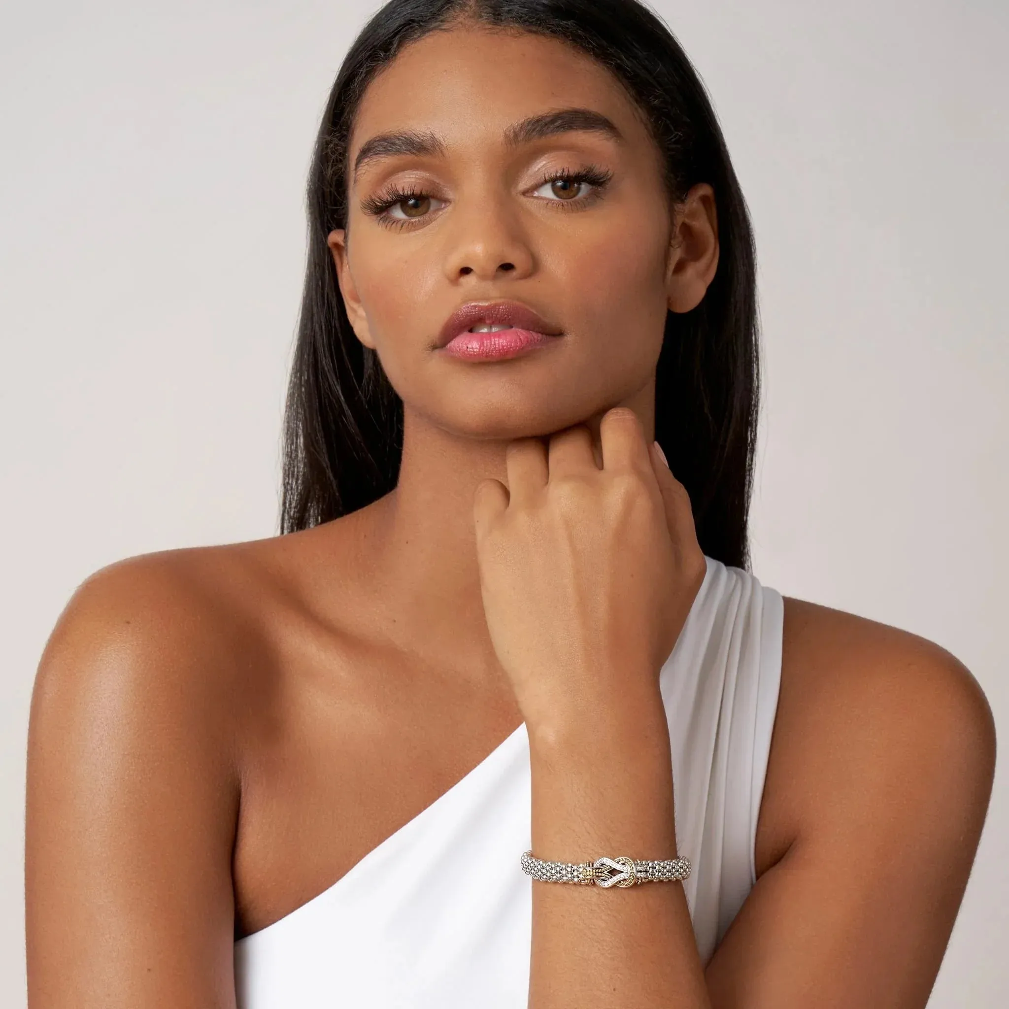 Two-Tone Knot Caviar Diamond Bracelet | 9mm