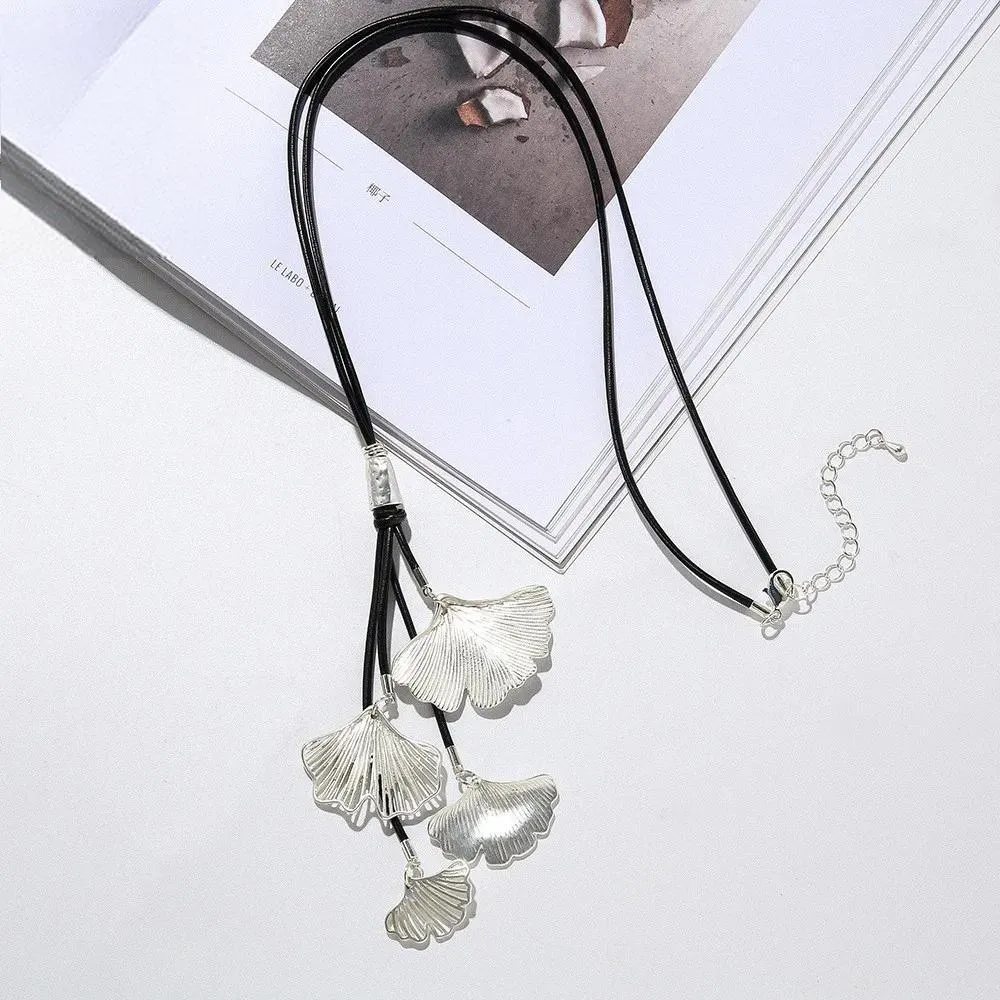 Vintage Big Leaves Long Chains Collares Necklace Fashion Suspension Goth Pendants