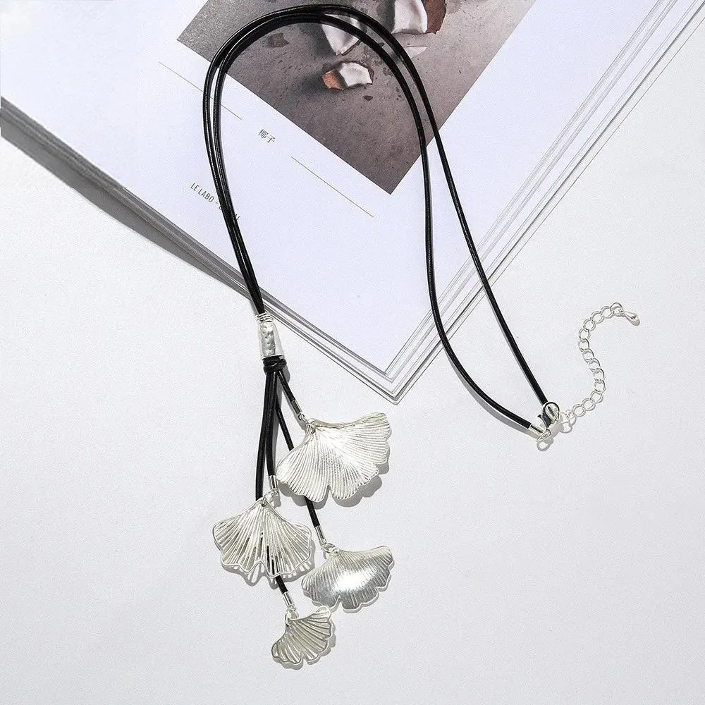 Vintage Big Leaves Long Chains Collares Necklace Fashion Suspension Goth Pendants
