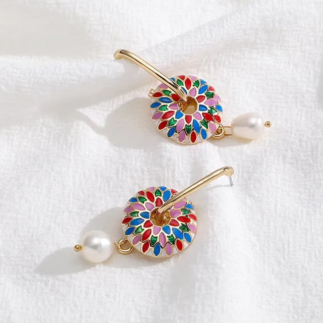 Vintage Circle Geometric Flower Huggie Drop Earrings for Women Bohemian Round Pearl Statement Drop Earrings Party Enamel Jewelry