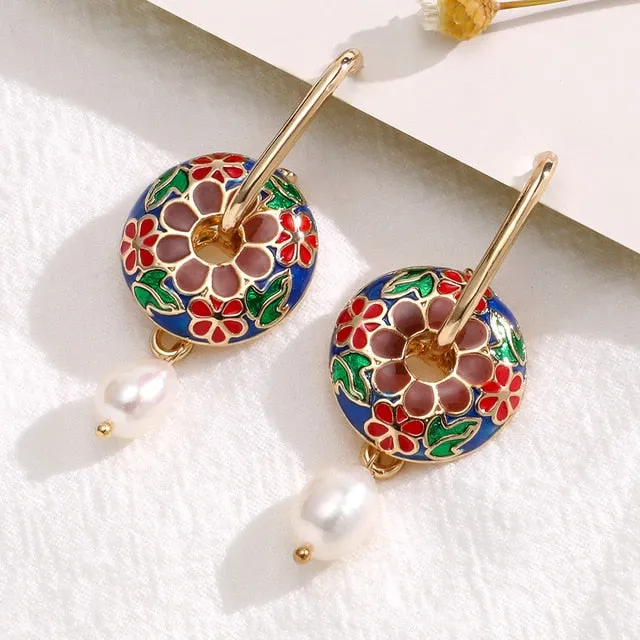 Vintage Circle Geometric Flower Huggie Drop Earrings for Women Bohemian Round Pearl Statement Drop Earrings Party Enamel Jewelry