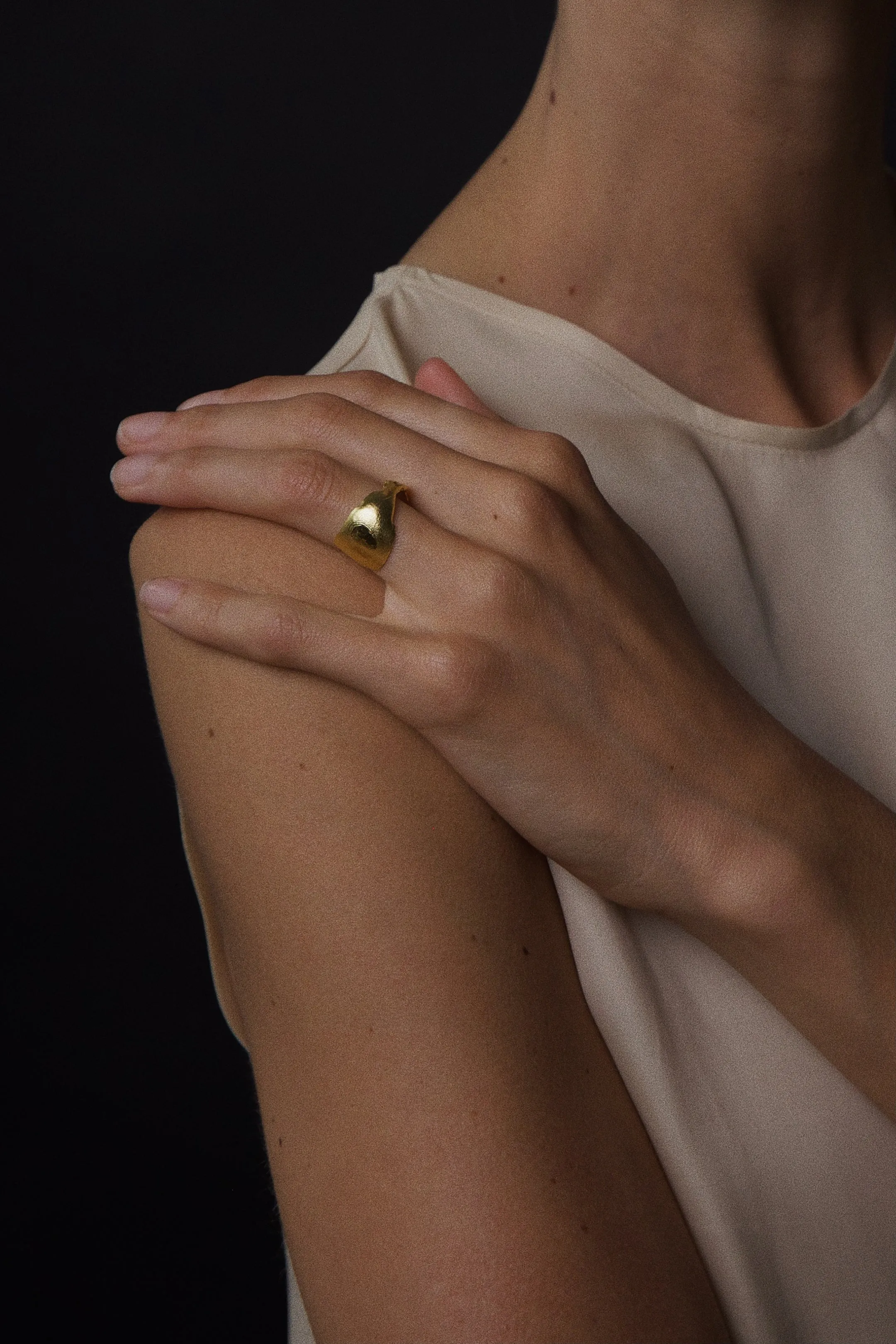 Waning Ring / Ear Cuff