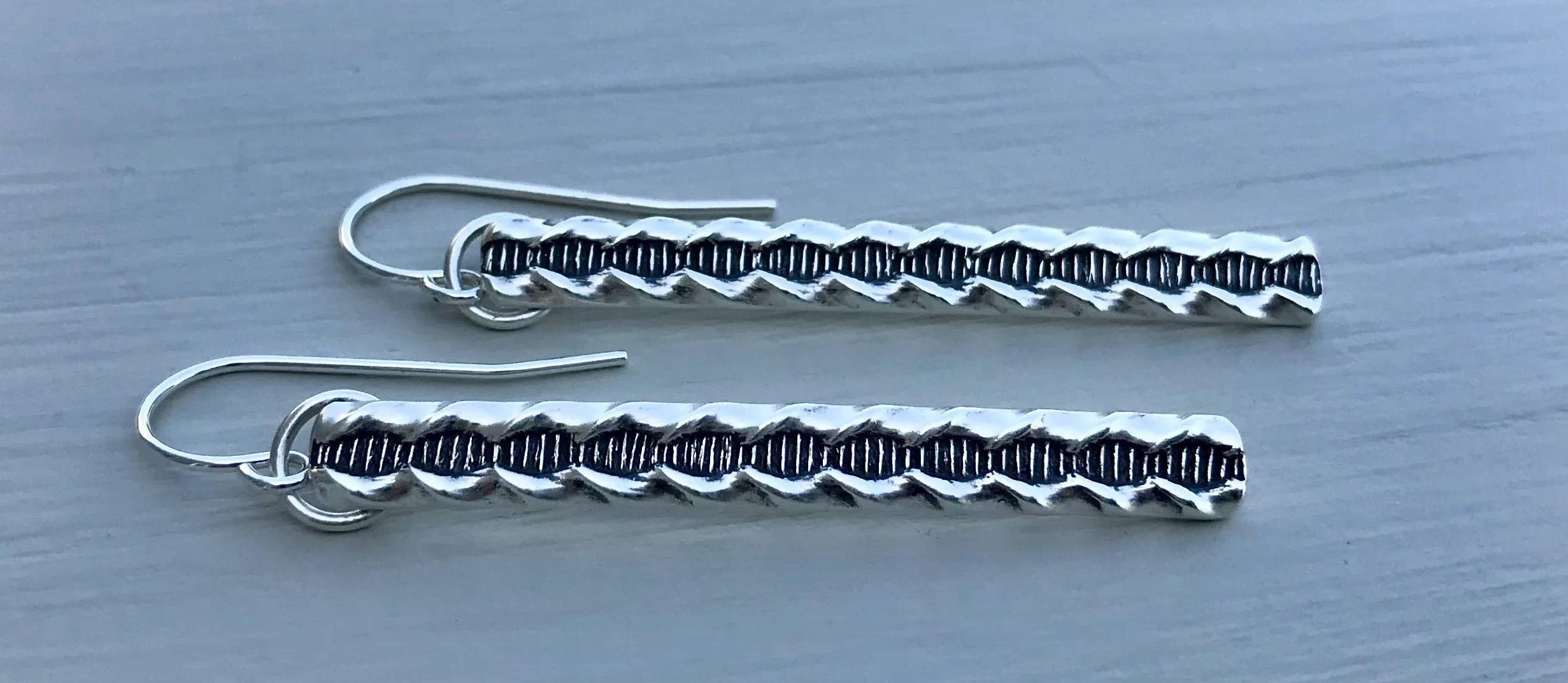 Wavy Bar Earrings