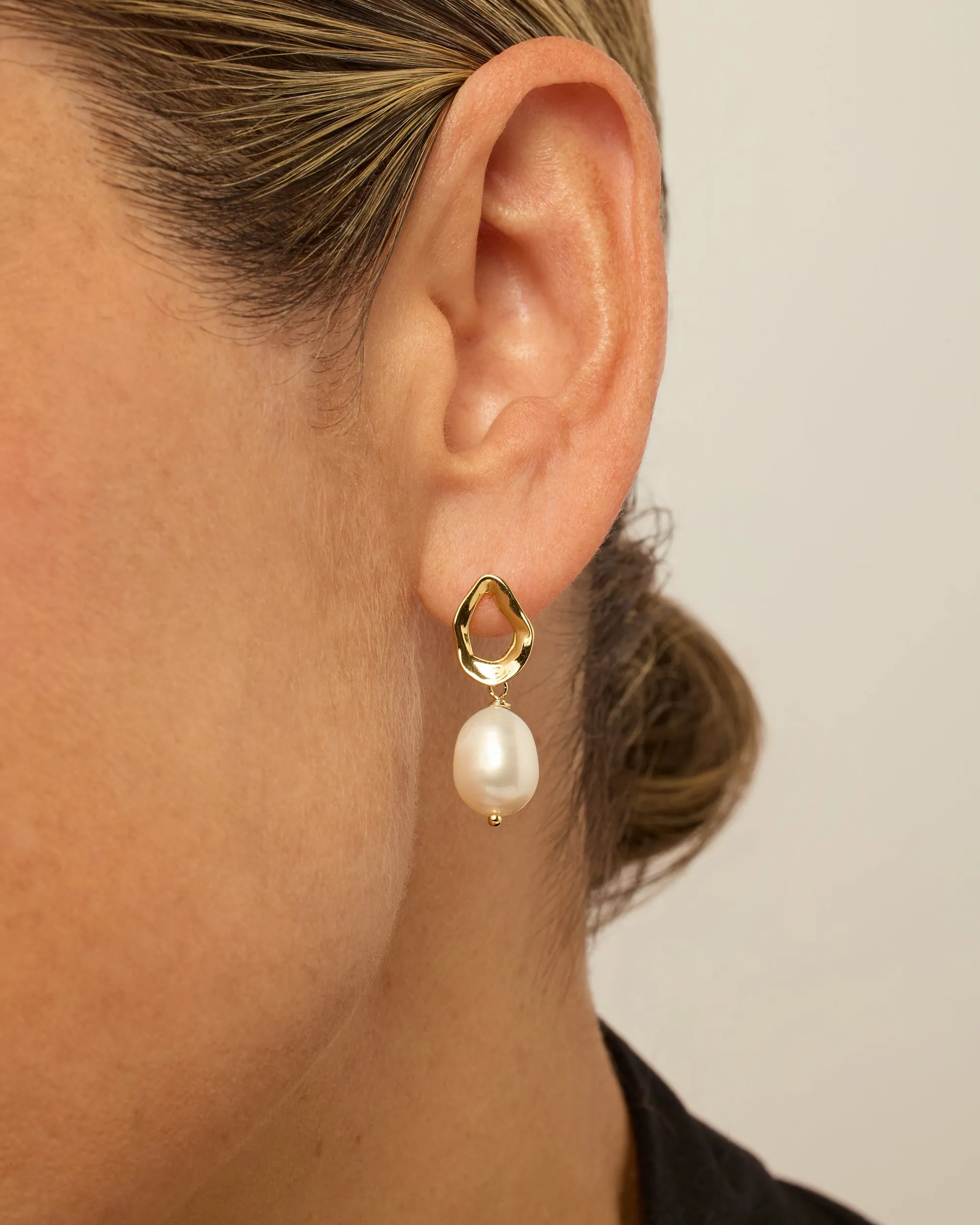 Wavy Pearl Drops Earrings