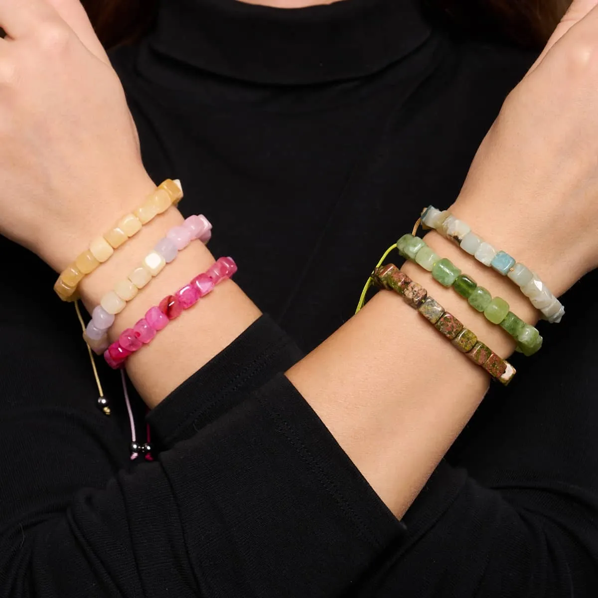 Yellow Quartz | Silver | Gemstone Pebble Macrame Bracelet